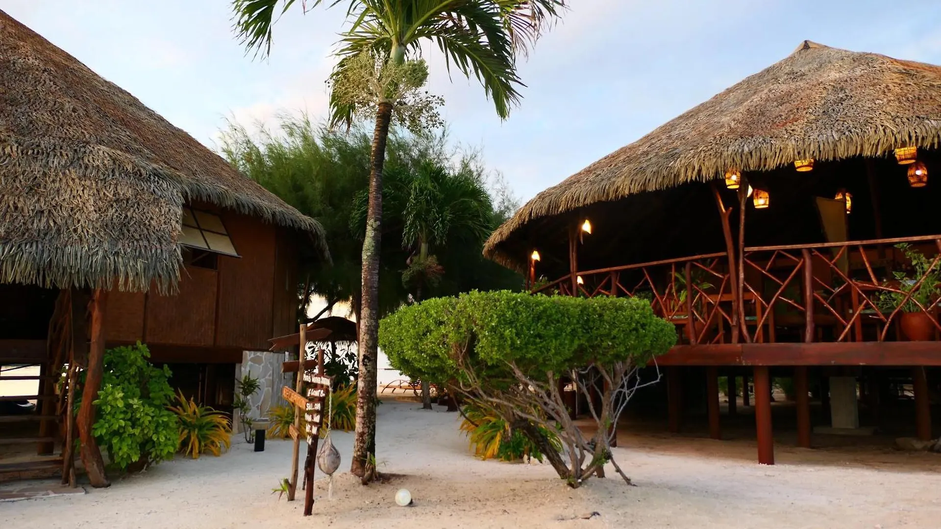Hotel Eden Private Island Tahaa Patio
